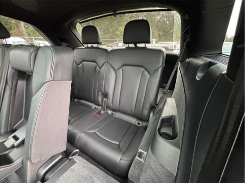 Used 2018 Audi Q7 3.0T Premium Plus w/ Premium Plus Package image 49