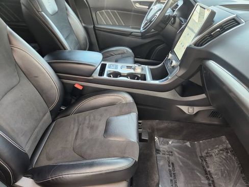 Used 2024 Ford Edge ST w/ Equipment Group 401A AWD/4WD image 20