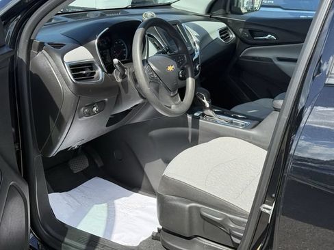Used 2023 Chevrolet Equinox LS w/ Driver Confidence II Package FWD image 12