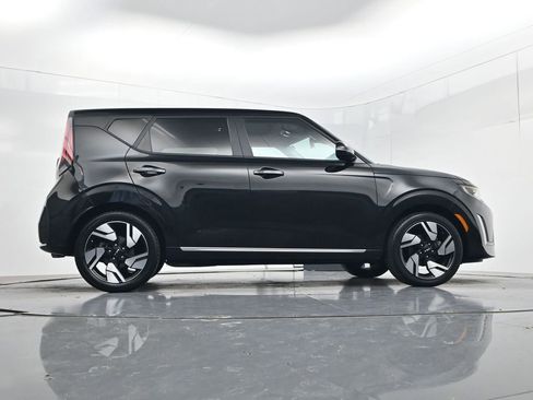 Certified 2023 Kia Soul GT-Line w/ GT-Line Technology Package FWD image 45