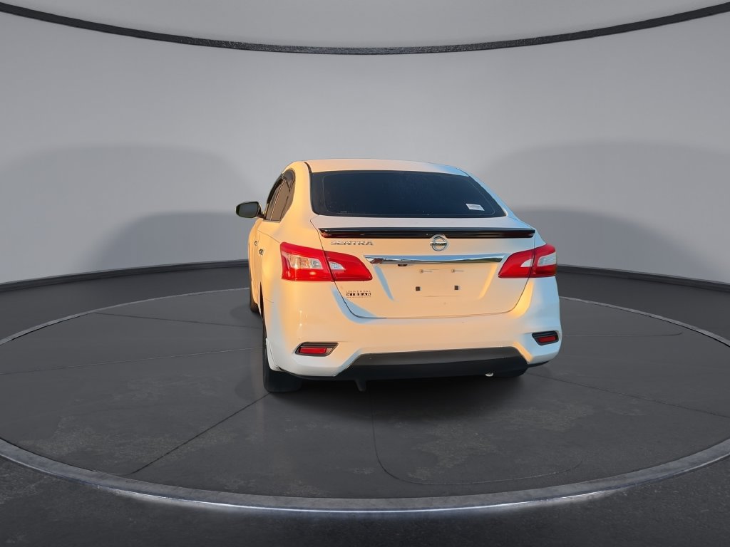 Used 2018 Nissan Sentra S w/ S Midnight Style Package FWD image 7