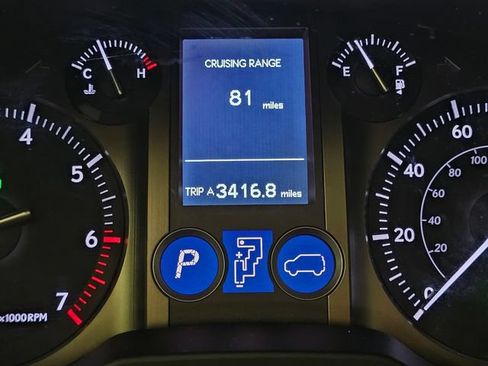 Used 2018 Lexus GX 460 Premium w/ Premium Package AWD/4WD image 30