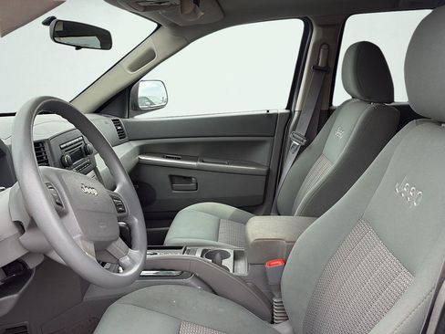 Used 2007 Jeep Grand Cherokee Laredo AWD/4WD image 9