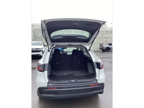 Used 2023 Honda HR-V LX image 10
