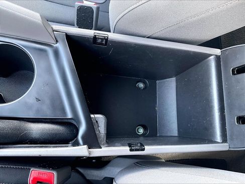Used 2024 Hyundai Elantra SEL FWD image 29