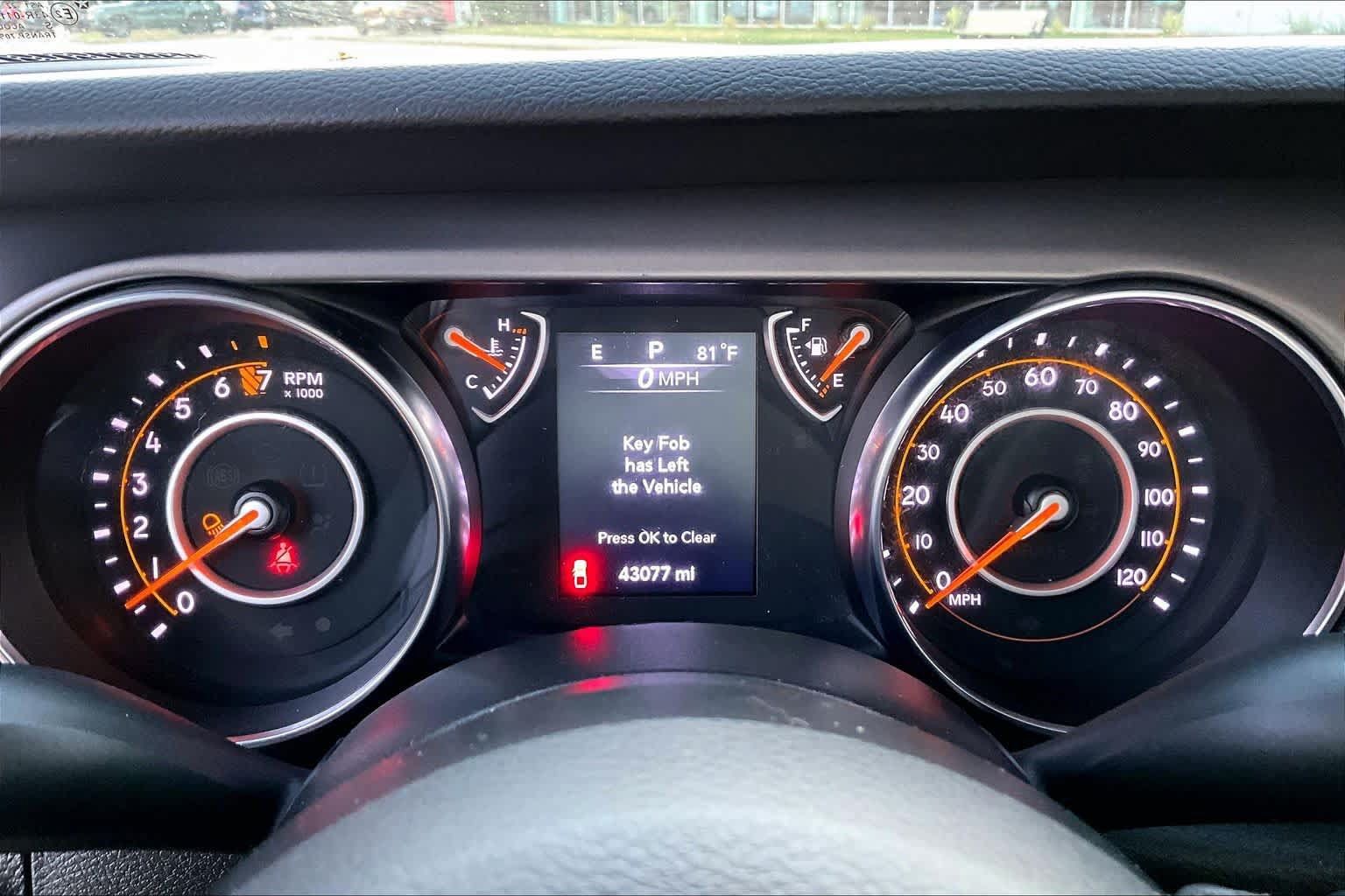 Used 2022 Jeep Gladiator Sport AWD/4WD image 22