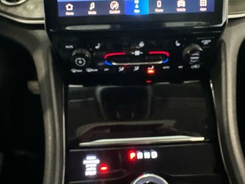 Used 2022 Jeep Grand Cherokee Limited 4xe image 25