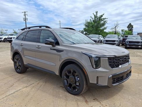 New 2025 Kia Sorento X-Line EX image 2