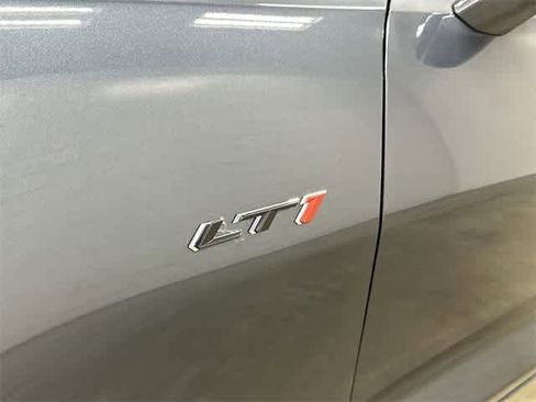 Used 2021 Chevrolet Camaro LT w/ RS Package image 30