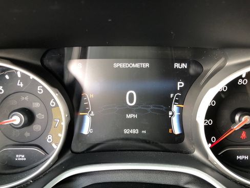 Used 2020 Jeep Compass Limited w/ Rear Convenience Group AWD/4WD image 31