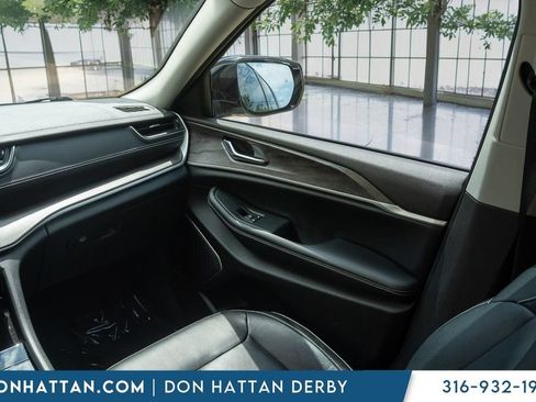 Used 2022 Jeep Grand Cherokee Limited AWD/4WD image 18