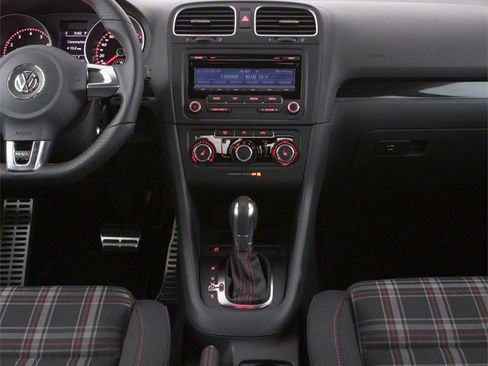 Used 2013 Volkswagen GTI 4-Door FWD image 10