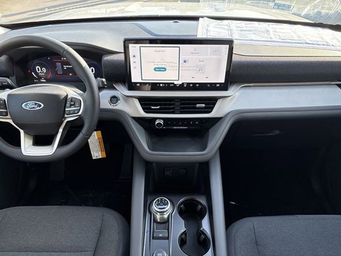 New 2026 Ford Explorer Active image 14