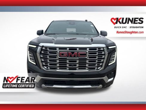 Used 2025 GMC Yukon Denali image 5
