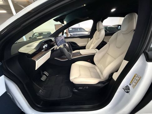 Used 2023 Tesla Model X AWD/4WD image 31