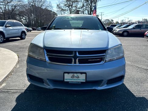 Used 2013 Dodge Avenger SE image 5