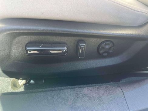 Certified 2018 Honda Accord EX image 19