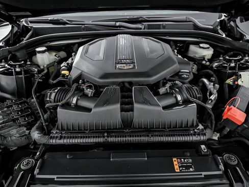 Used 2021 Cadillac CT5 V w/ Platinum Package image 17