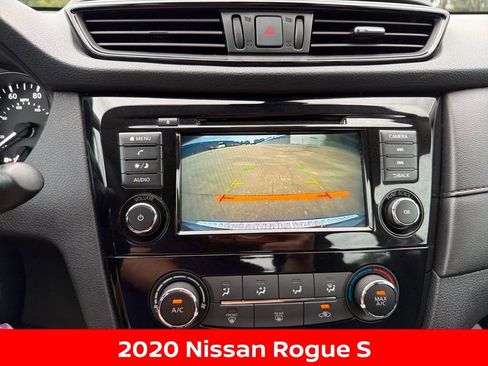 Used 2020 Nissan Rogue S image 17