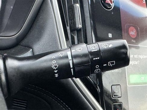 Used 2022 Subaru Outback Limited image 35