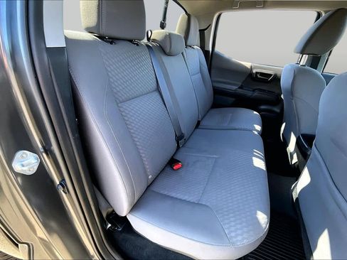Used 2023 Toyota Tacoma SR AWD/4WD image 19