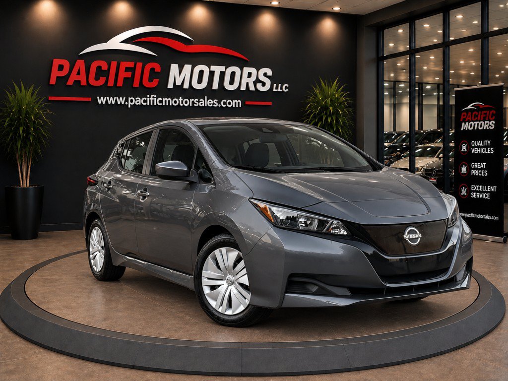 Used 2025 Nissan Leaf S FWD image 5