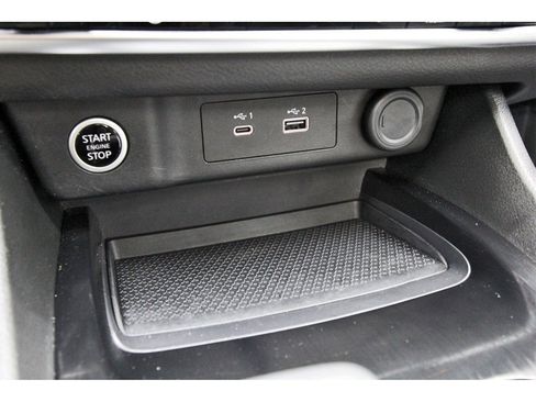 Used 2023 Nissan Rogue SV w/ SV Premium B Package image 23