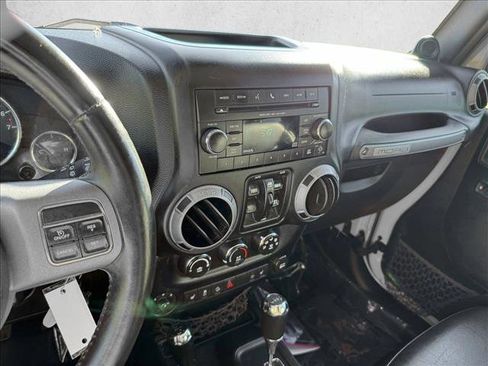 Used 2013 Jeep Wrangler Moab image 12