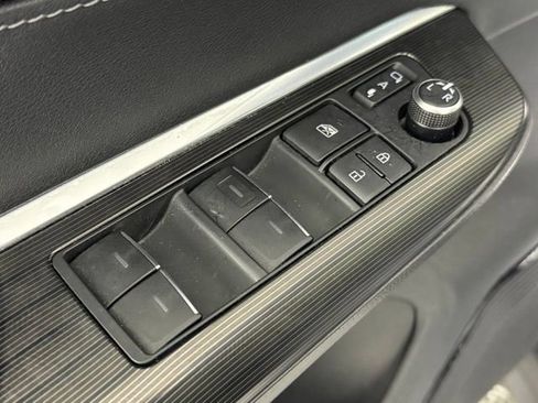 Used 2021 Toyota Venza Limited w/ Advanced Technology Package AWD/4WD image 22