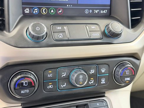 Used 2022 GMC Acadia Denali w/ Denali Ultimate Package FWD image 64