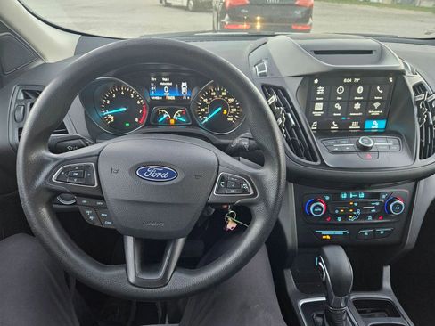 Used 2018 Ford Escape SE w/ SE Sync 3 Package image 19