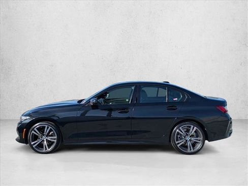 Used 2023 BMW 330i Sedan w/ Convenience Package image 9