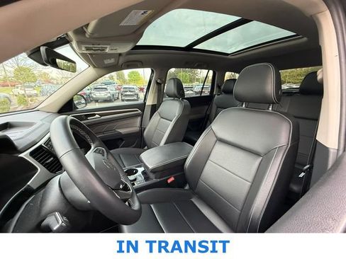 Used 2023 Volkswagen Atlas SE AWD/4WD image 5