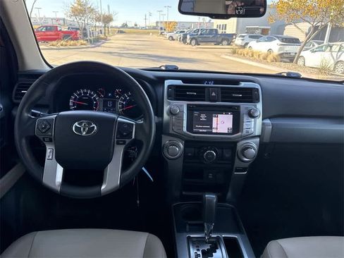 Used 2019 Toyota 4Runner SR5 Premium image 14