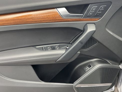 Used 2023 Audi Q5 2.0T Premium Plus w/ Premium Plus Package image 10