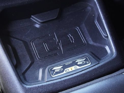 Used 2016 Chevrolet Camaro SS RWD image 13