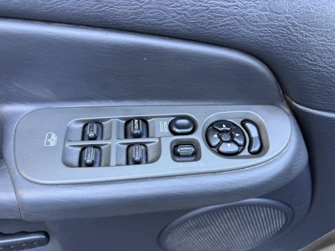 Used 2003 Dodge Ram 2500 Truck SLT AWD/4WD image 23