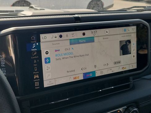 Used 2026 Jeep Wrangler Unlimited Rubicon image 8