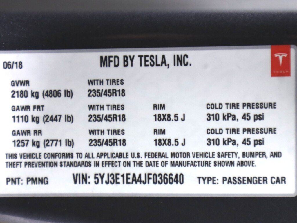 Used 2018 Tesla Model 3 Long Range RWD image 39