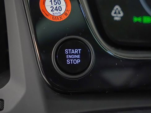 New 2026 Porsche Cayenne S image 25