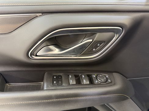 Used 2024 GMC Yukon AT4 image 15