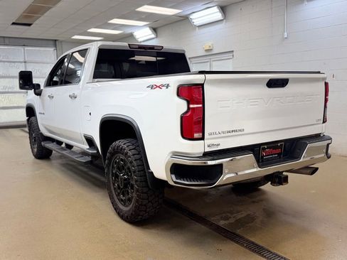 Used 2024 Chevrolet Silverado 2500 LTZ w/ LTZ Plus Package AWD/4WD image 8