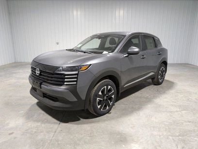 New 2025 Nissan Kicks SV w/ Illumination Package
