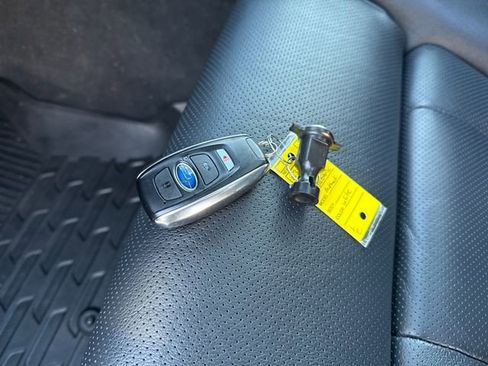 Used 2020 Subaru Outback Limited image 30