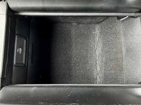 Certified 2025 Mercedes-Benz C 300 4MATIC Sedan image 26