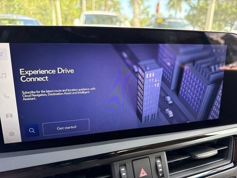 Certified 2025 Lexus ES 300h w/ Premium Package FWD image 18