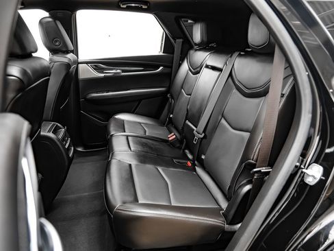 Used 2025 Cadillac XT5 Premium Luxury FWD image 42