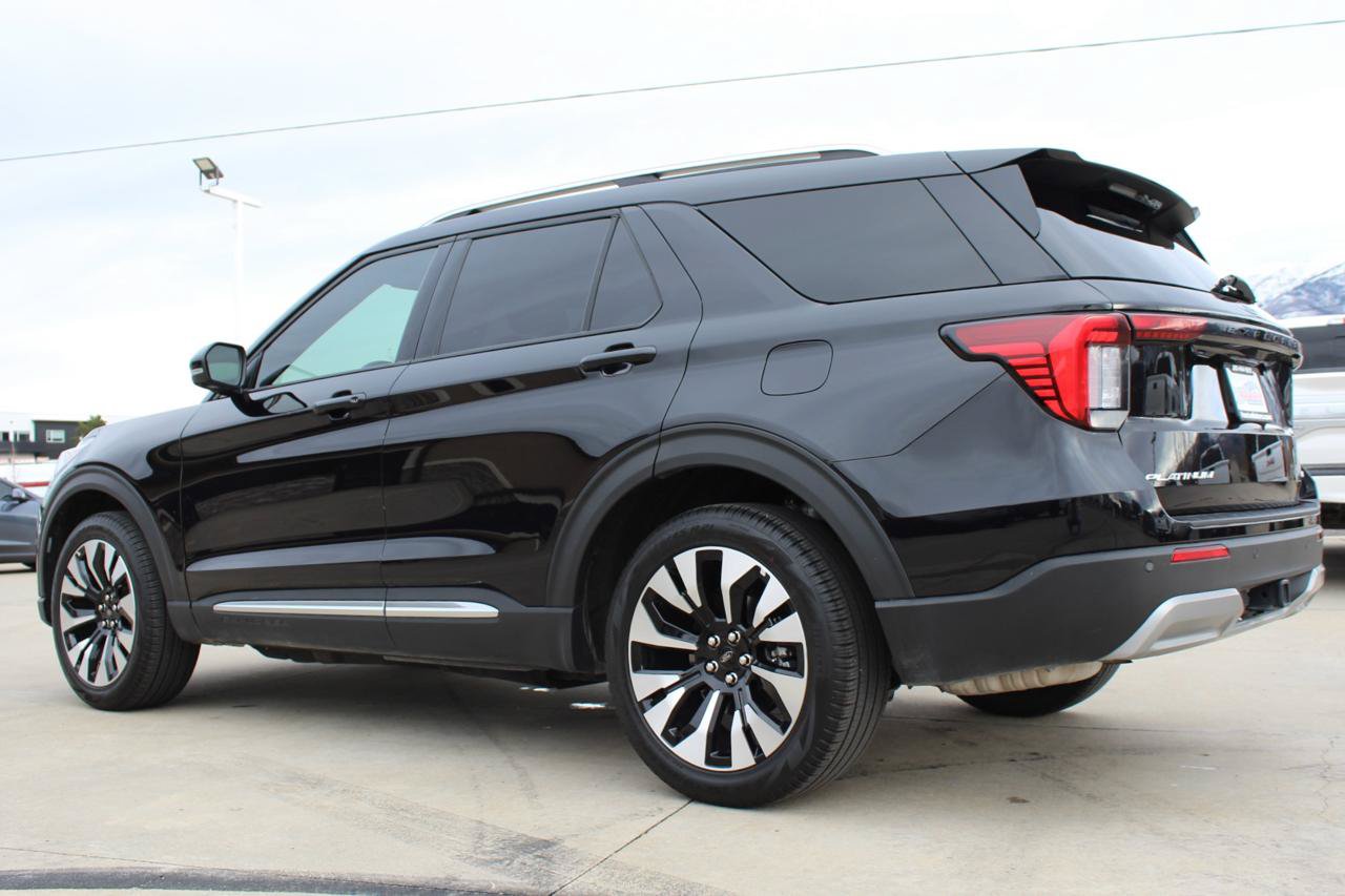 Used 2025 Ford Explorer Platinum w/ LUX Leather Package AWD/4WD image 39