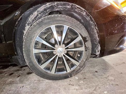 Used 2011 Chrysler 200 S FWD image 19