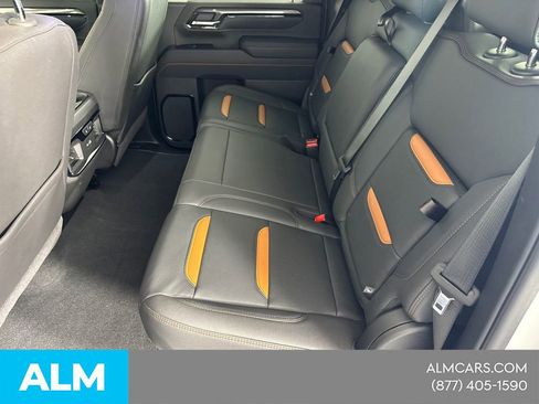 Used 2025 GMC Sierra 2500 AT4 w/ AT4 Premium Plus Package AWD/4WD image 24